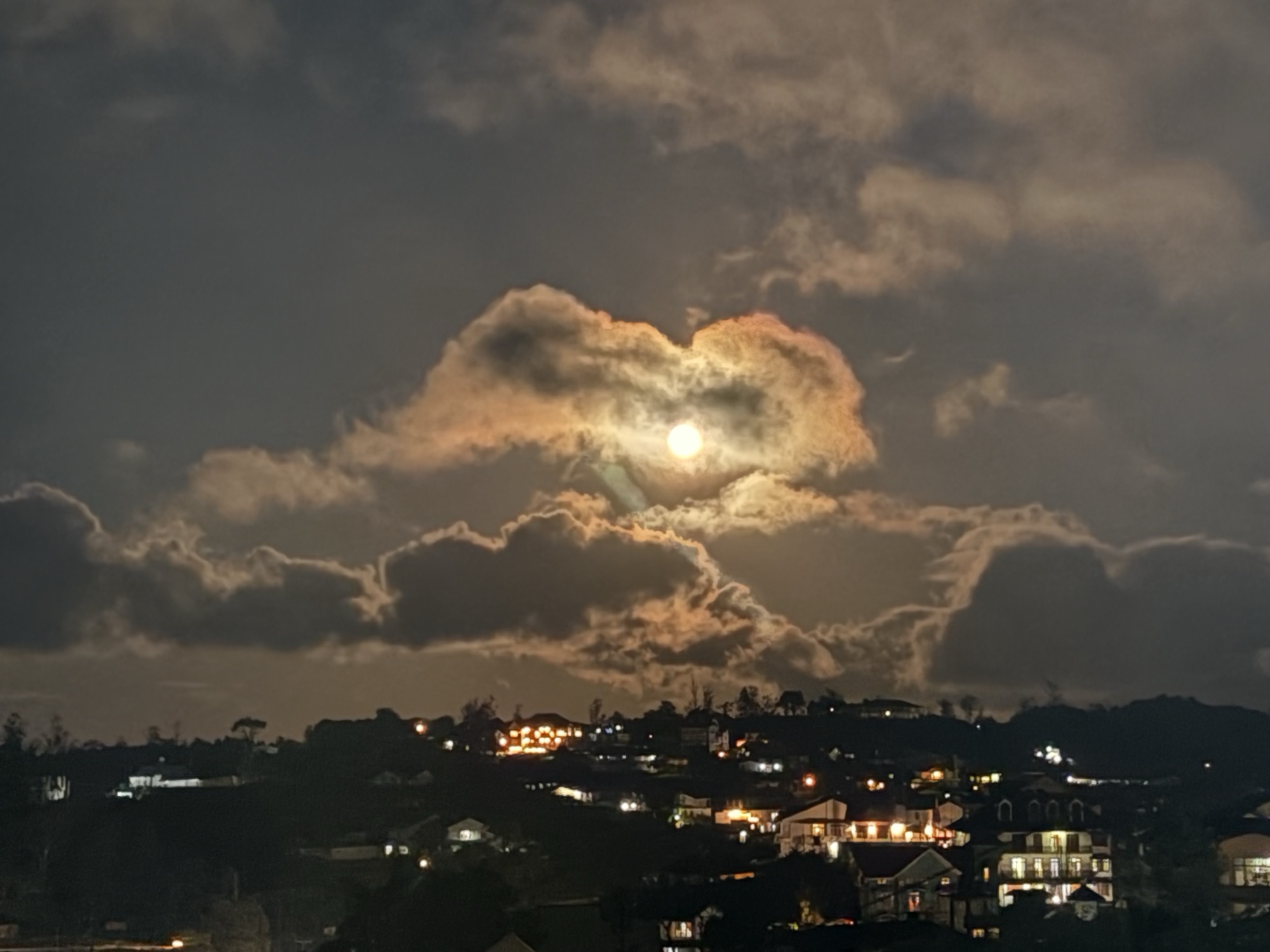 Moonrise over the hills of Nuwara Eliya, seen from Spring Mist Villa's balcony